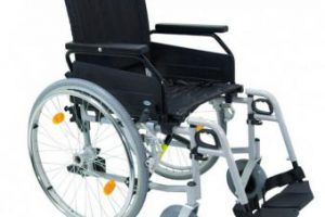 Bild von Standard-Rollstuhl Drive Medical Rotec 41 cm Sitzbreite