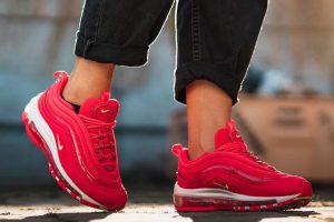 Bild von SNEAKER und FASHION bis zu 80% reduziert! Adidas, Nike, Puma, New Balance, Skechers, Salomon uvm.!