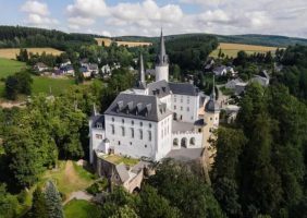 Produktbild von Urlaub Daheim: 2 Nächte im Schloss Purschenstein ab 173 EUR!
