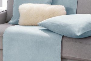 Bild von Sesselläufer ca. 50×200 cm Peter Hahn blau