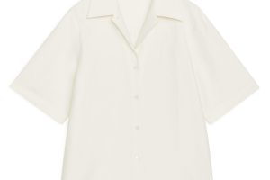 Bild von Arket Zwanglose Kurzarmbluse Off-White