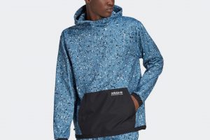 Bild von adidas Adventure Winter Allover Print Hoodie
